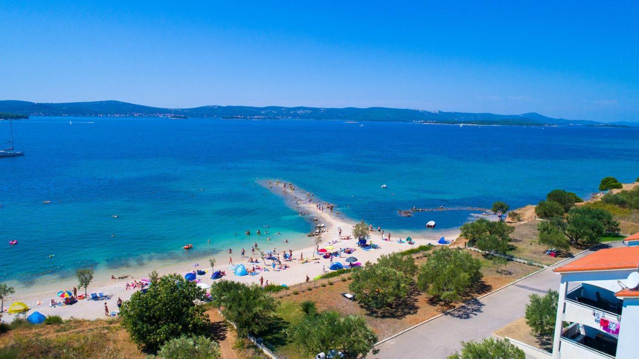 Dva Dukata Bed and Breakfast Biograd Na Moru Exterior foto